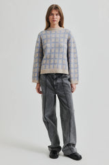 Second Female Luganao check knit.Marina