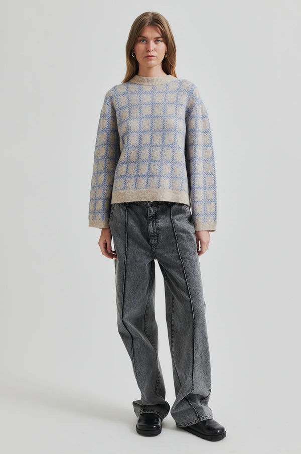 Second Female Luganao check knit.Marina