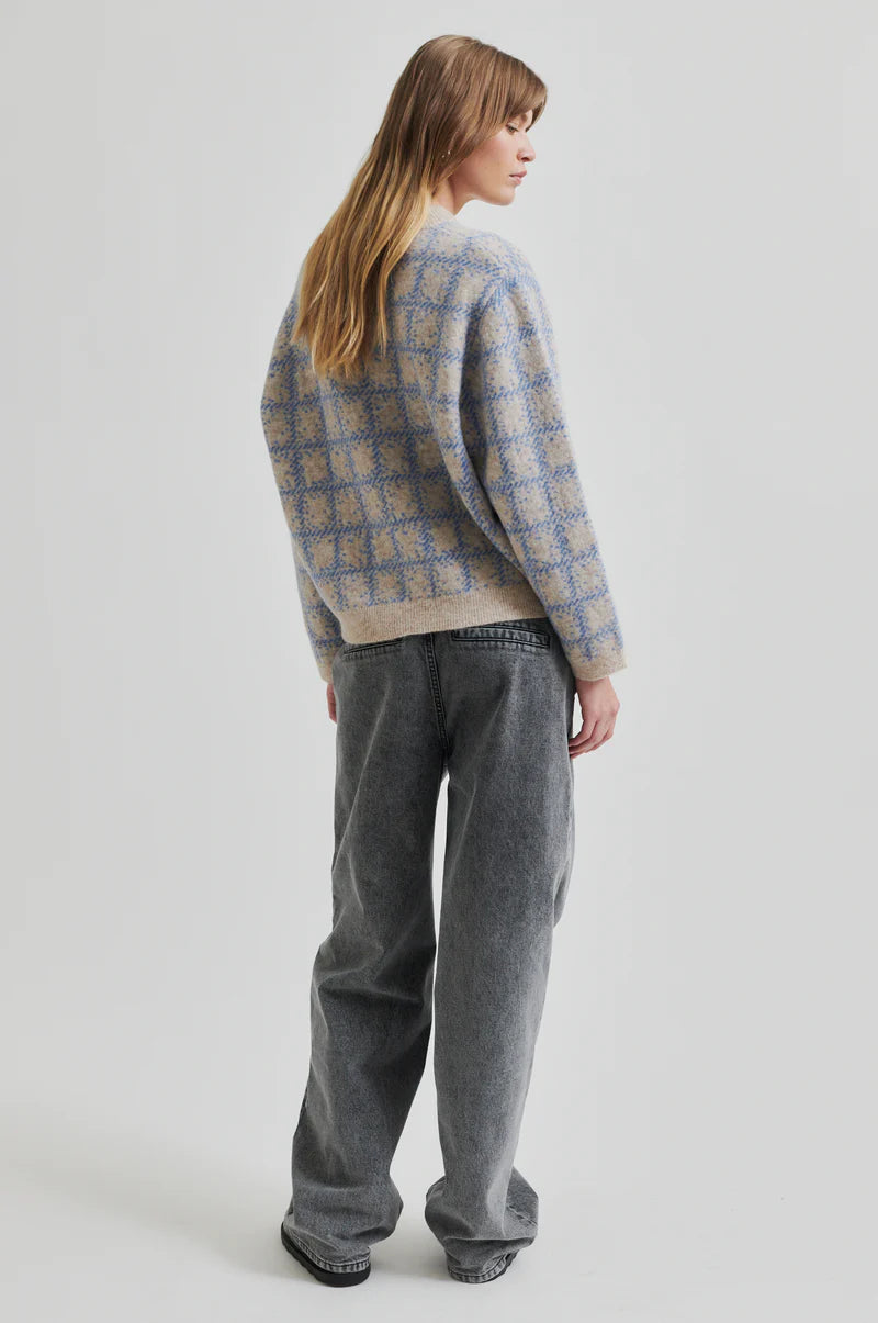 Second Female Luganao check knit.Marina