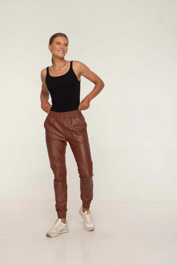 2nd SKIN, Lauren Joggers, Whiskey