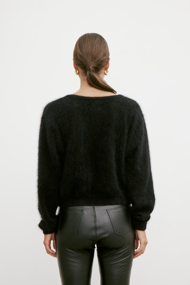 WORLD OF NOMADS Stella Cashmere Boat Neck knit , Black