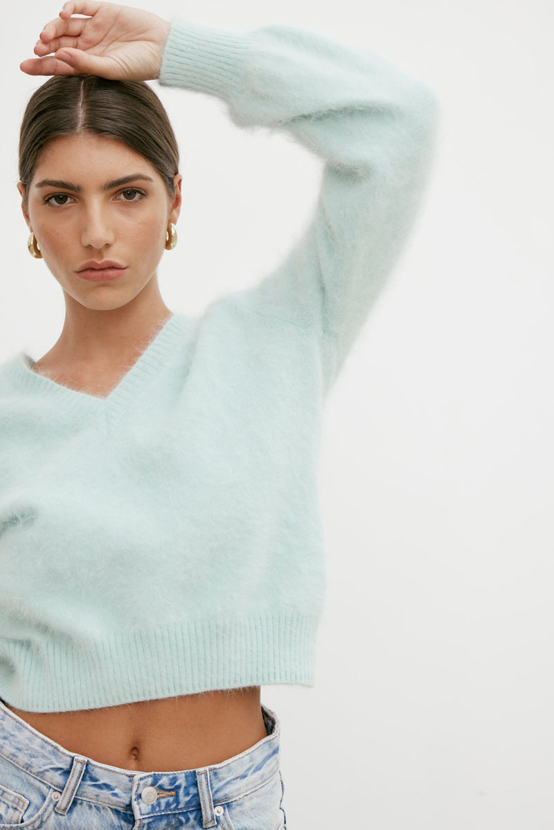 WORLD OF NOMADS Isabella V Neck Knit , Mint