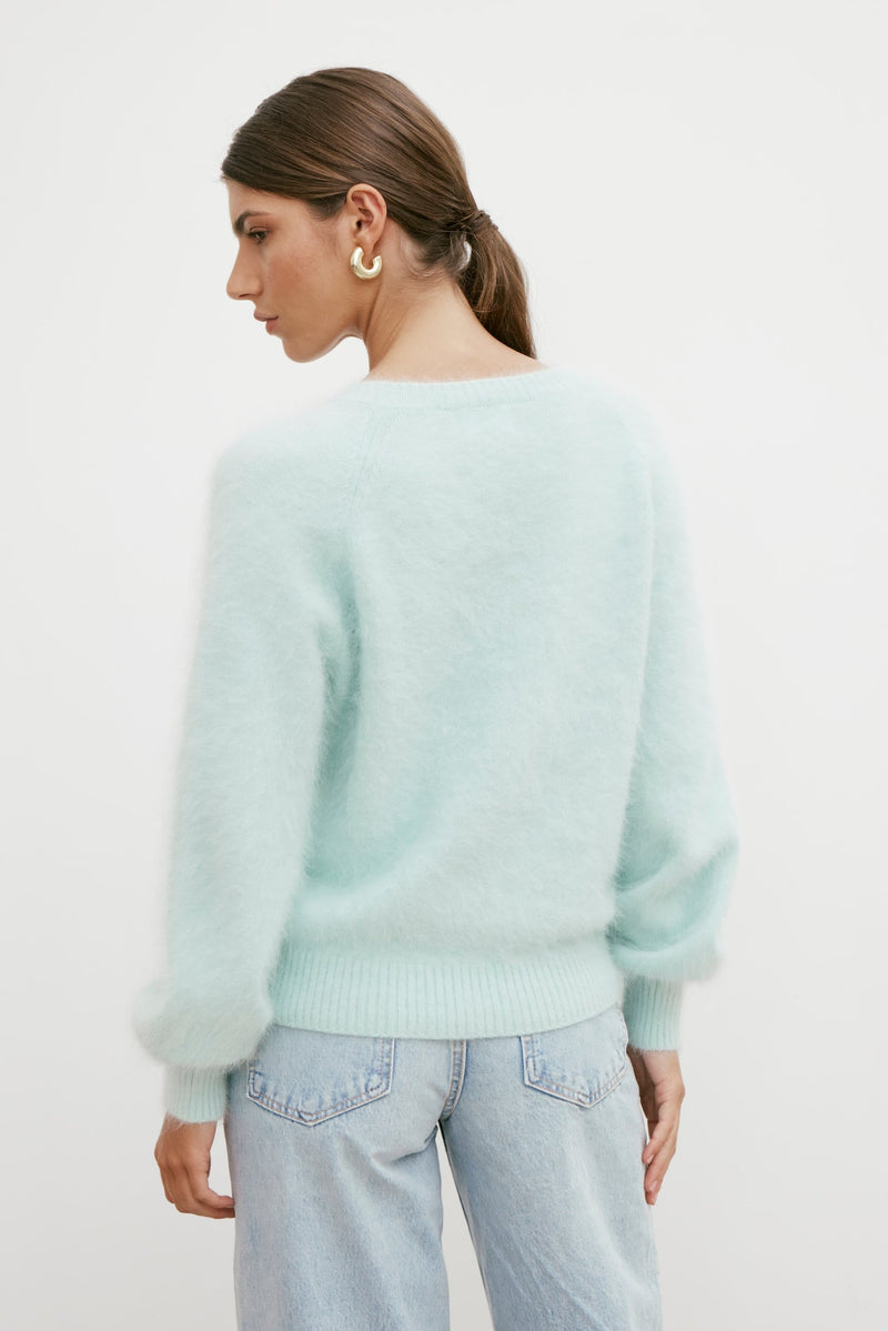 WORLD OF NOMADS Isabella V Neck Knit , Mint
