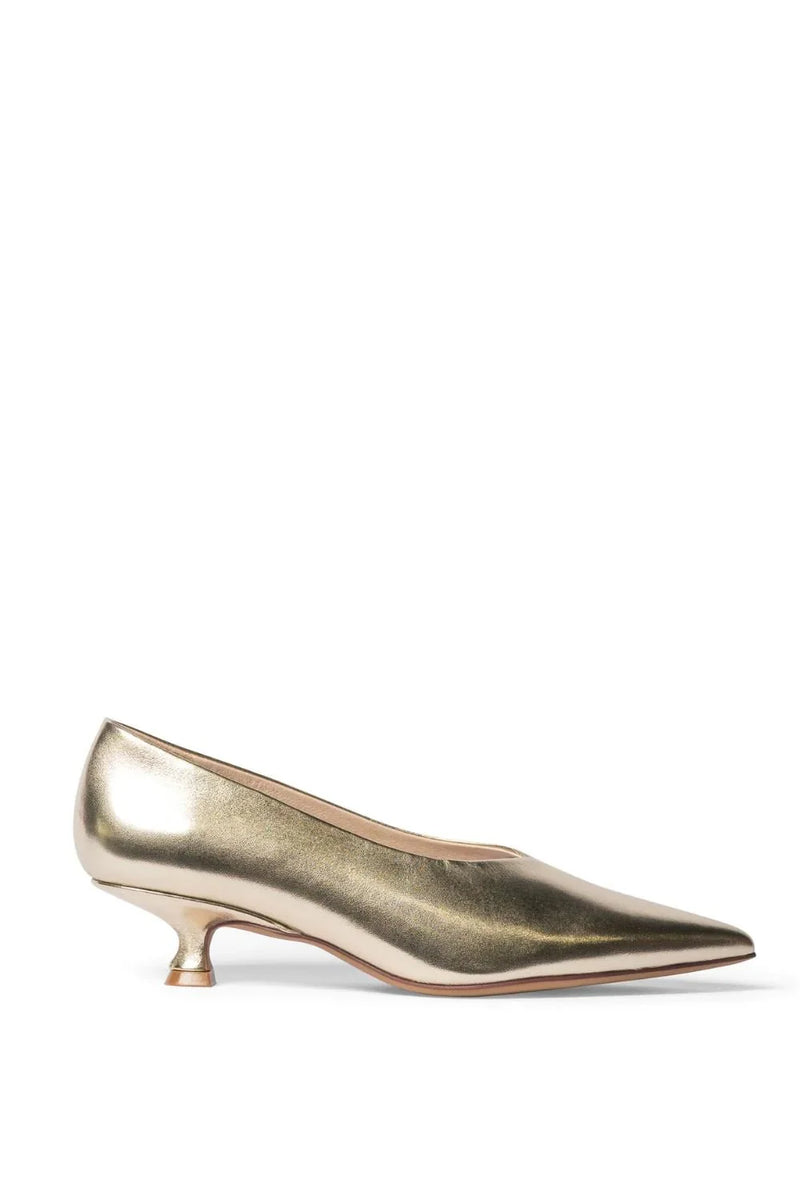 Zoe Kratzmann Candid Heel in gold metallic leather, pointed kitten heel pump, single side view
