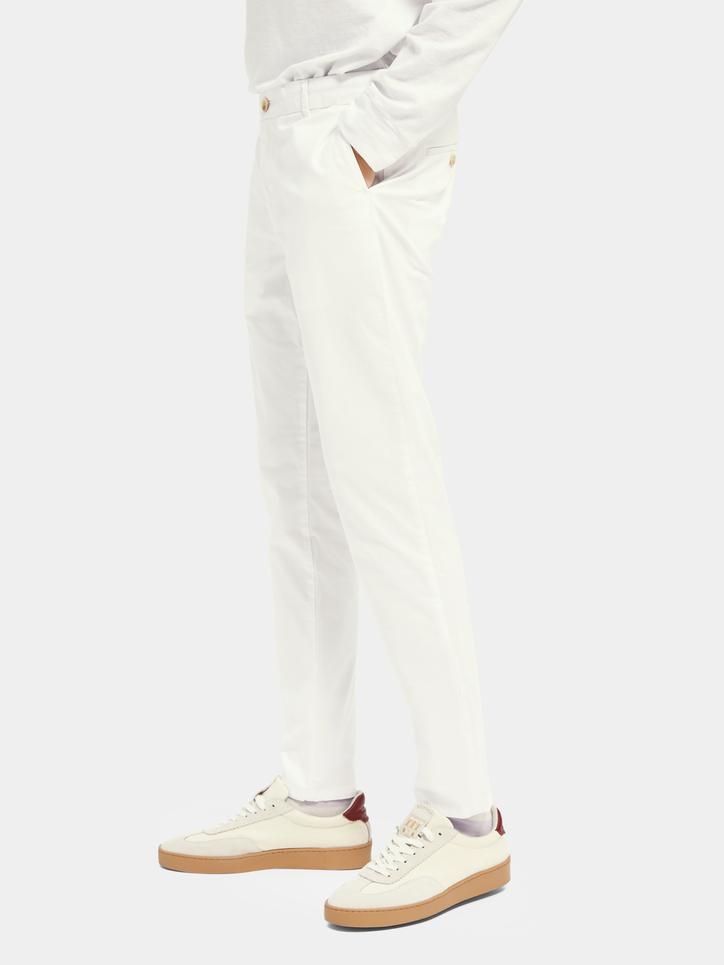 SCOTCH & SODA Mott Classic Pima Organic Cotton Chino - White