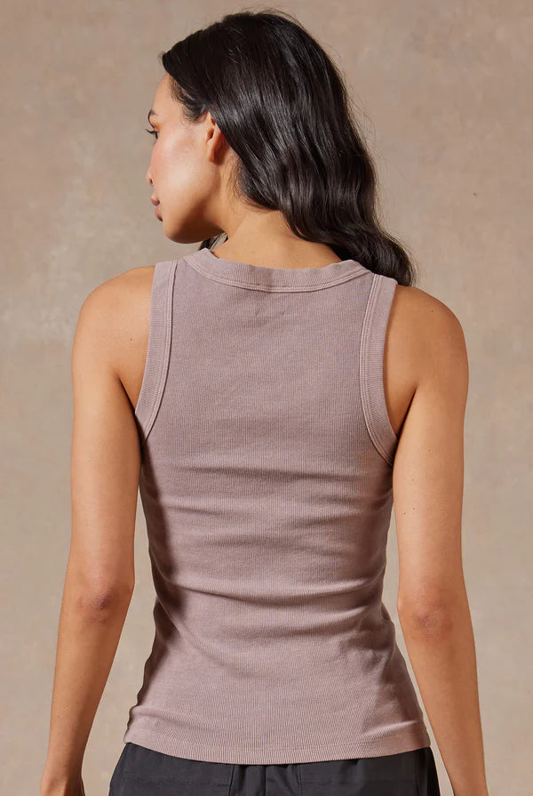 ACADEMY BRAND Essential Rib Tank, Rose Tan