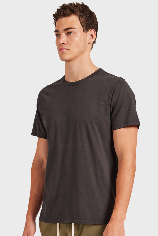 ACADEMY BRAND Blizzard Wash Tee, Washed Black