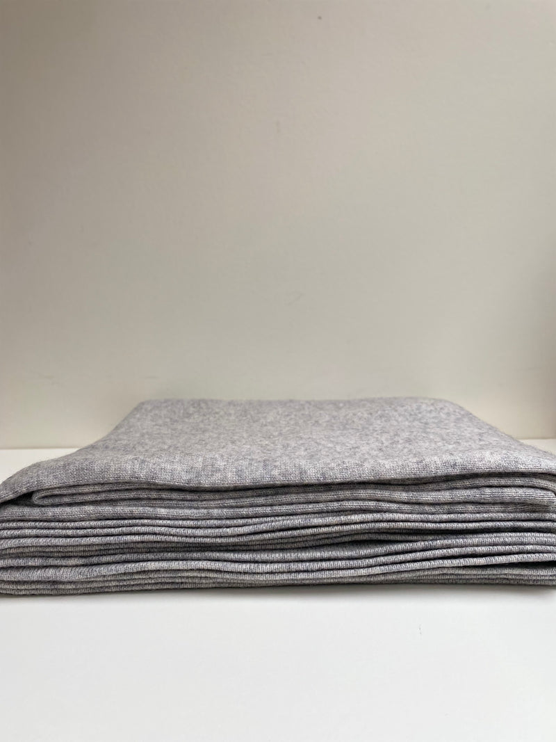 Amelie & Franks, Cashmere Throw - Grey